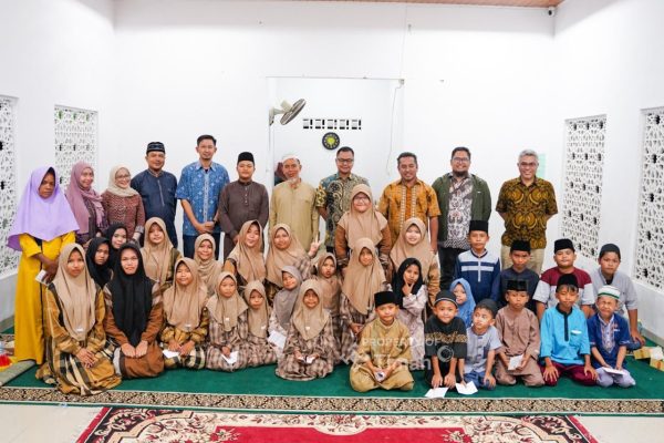 PT TIMAH Berbuka Puasa Bersama Anak Panti Al Khoiriyah Pangkalpinang