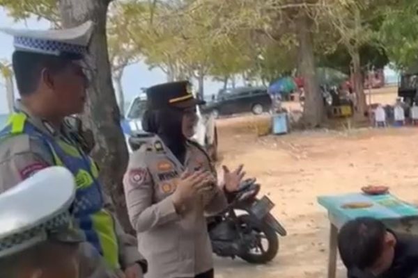 Libur Lebaran, Tiga Pantai di Bangka Barat Dipadati Pengunjung, Polisi Intensifkan Pengamanan