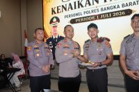 Naik Pangkat Hadiah Terindah untuk Keluarga