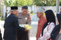 500 Kilogram Beras SPHP Dibagikan kepada 100 Warga