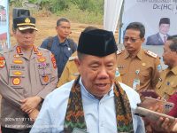 Hidayat Minta Pembangunan Rampung Tepat Waktu