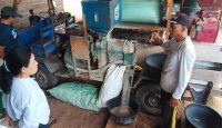 Rina Tarol Tinjau UPJA Berkah Tani Desa Rias