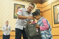 Taklukkan Rasa Takut Anak-anak Saat Khitan