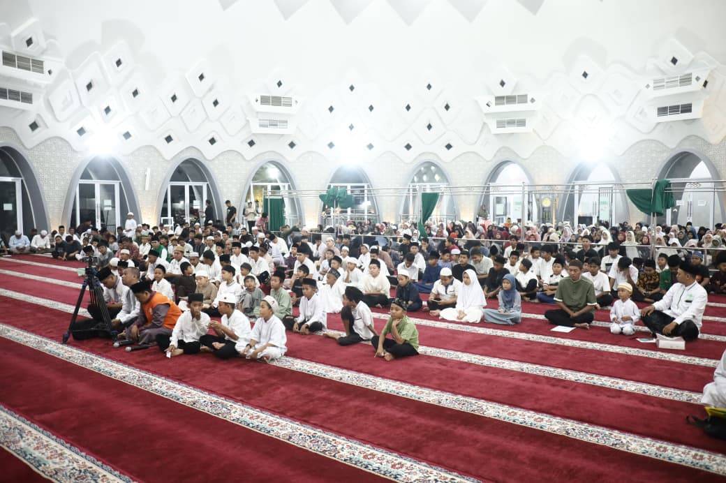Ratusan Jamaah Hadiri Zikir dan Doa