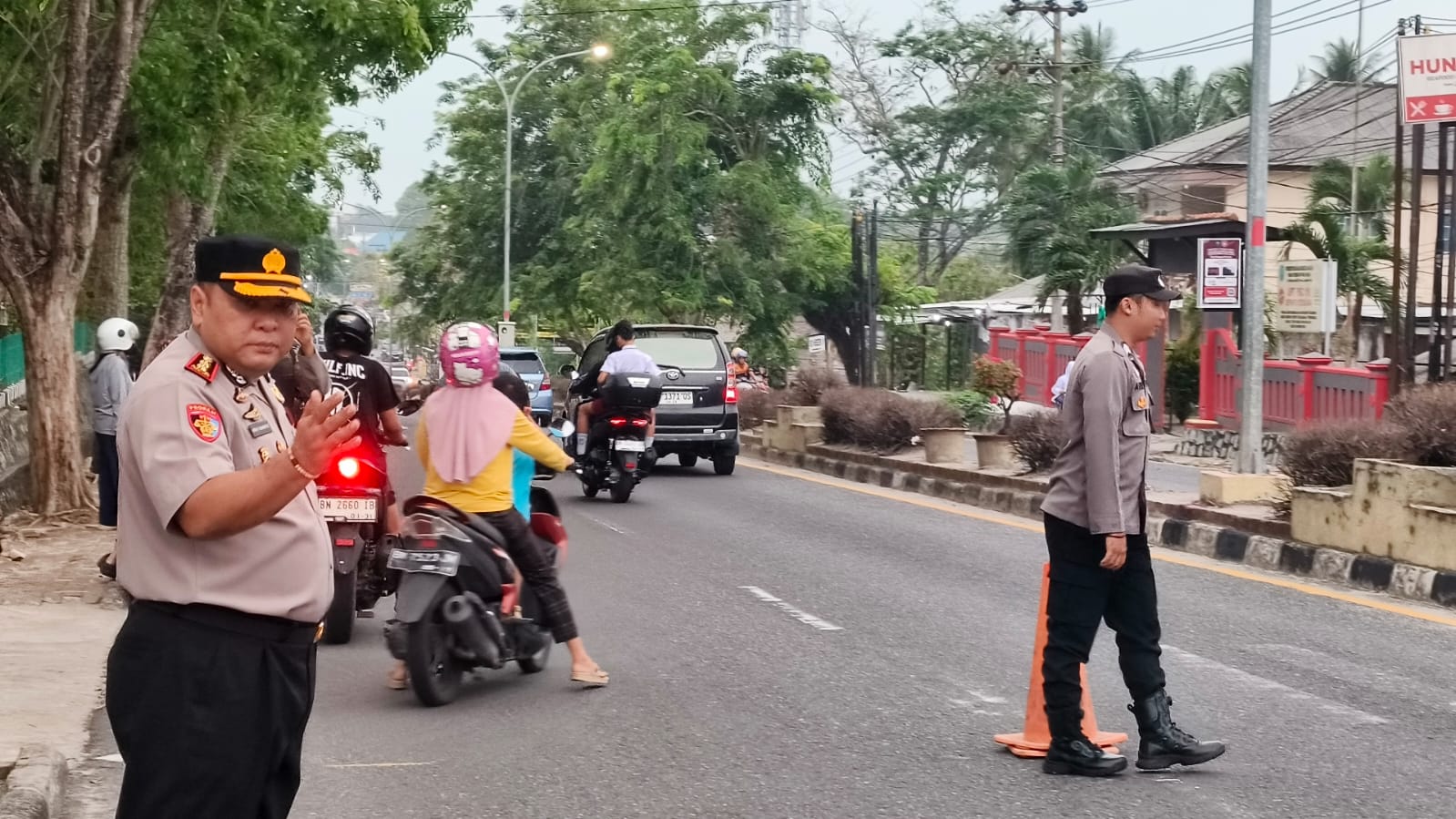 Kapolres Turun Langsung Berikan Pelayanan Kepada Masyarakat