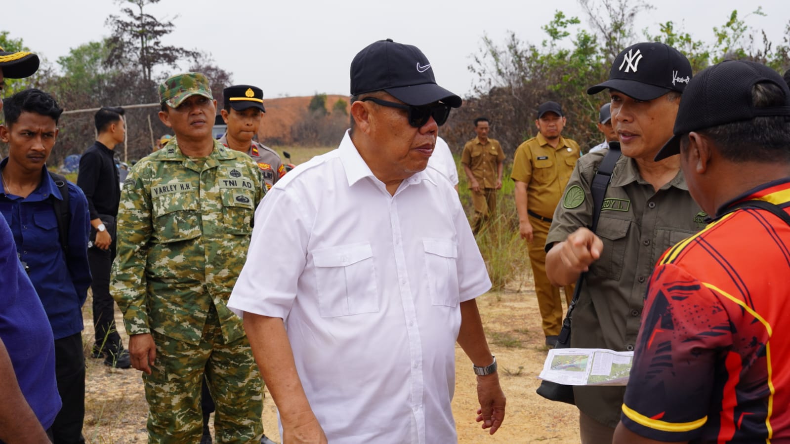 Gubernur Tinjau Potensi Pabrik dan Dermaga di Selat Nasik